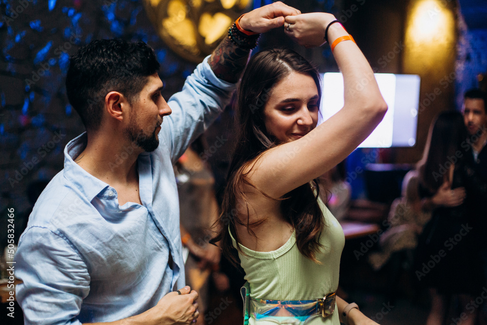 Where to Dance Salsa and Bachata in Toronto: A Guide to the City’s Latin Dance Scene