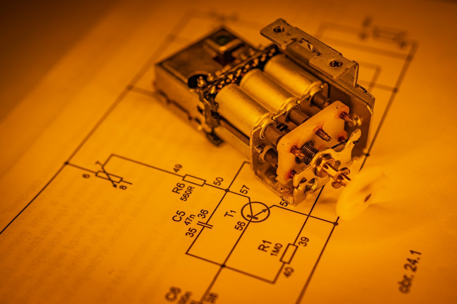 Two Years After Canada’s Repair Law, No One Has to Sell You a Part